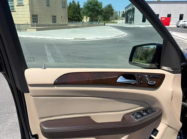 Mercedes GLS 450 4MATIC, 3.0 L, 2017 год, 106 000 km, Баку - Цена: 58 200 ₼ - Tunel.az