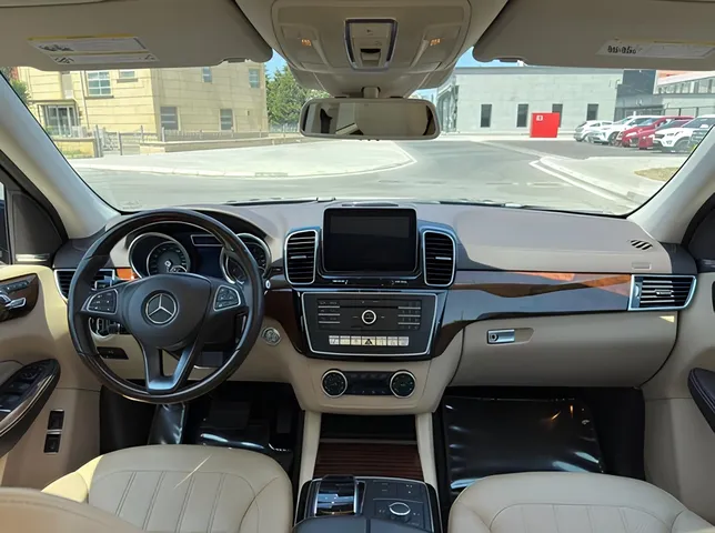 Mercedes GLS 450 4MATIC, 3.0 L, 2017 год, 106 000 km, Баку - Цена: 58 200 ₼ - Tunel.az