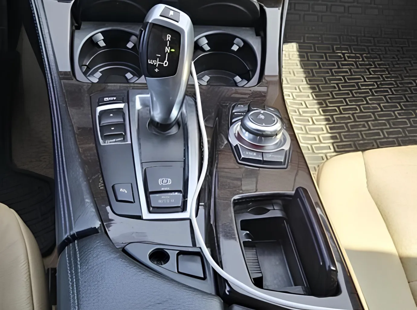 BMW 528, 2.0 L, 2012 year, 325 000 km, Ganja - Price: 18 000 ₼ - Tunel.az