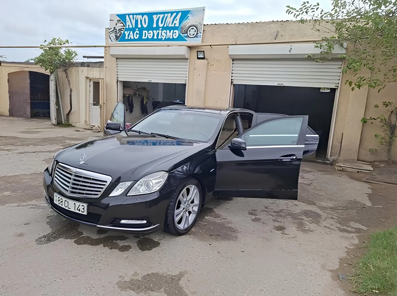 Mercedes E 220, 2.1 L, 2010 i̇l, 192 738 km, Bakı - Qiymət: 20 500 ₼ - Tunel.az