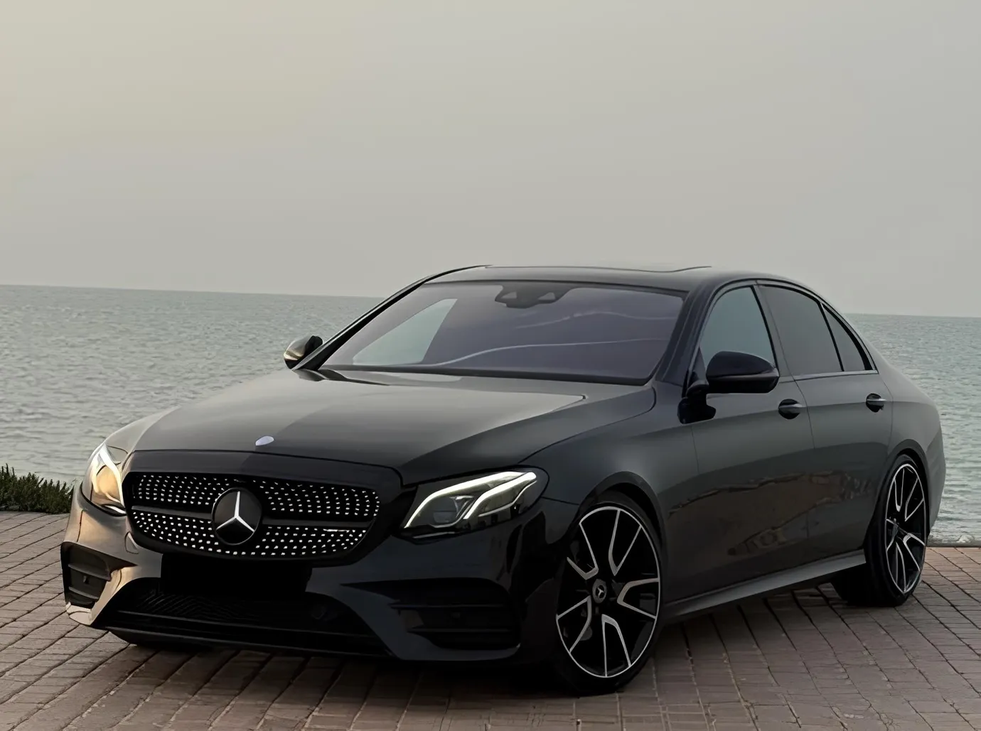Mercedes E 220 d, 2.0 L, 2017 год, 215 000 km, Баку - Цена: 45 900 ₼ - Tunel.az