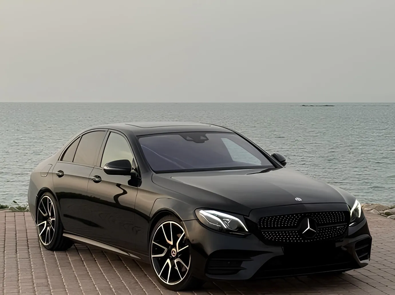 Mercedes E 220 d, 2.0 L, 2017 год, 215 000 km, Баку - Цена: 45 900 ₼ - Tunel.az