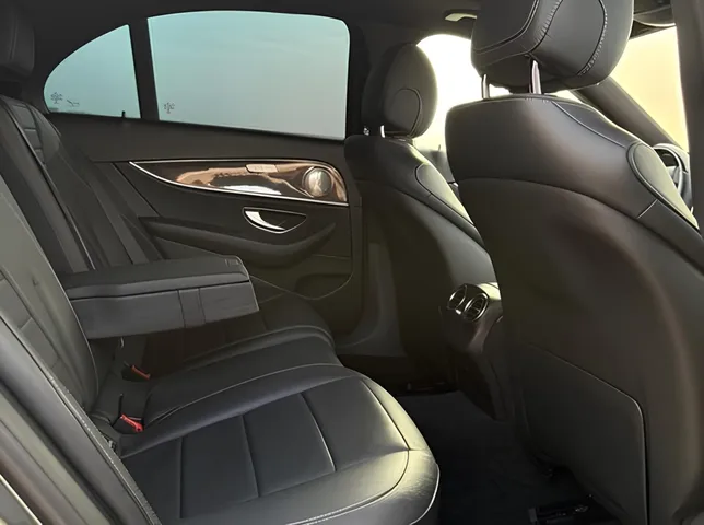 Mercedes E 220 d, 2.0 L, 2017 год, 215 000 km, Баку - Цена: 45 900 ₼ - Tunel.az