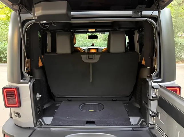 Jeep Wrangler, 3.6 L, 2015 год, 125 000 km, Баку - Цена: 39 700 ₼ - Tunel.az