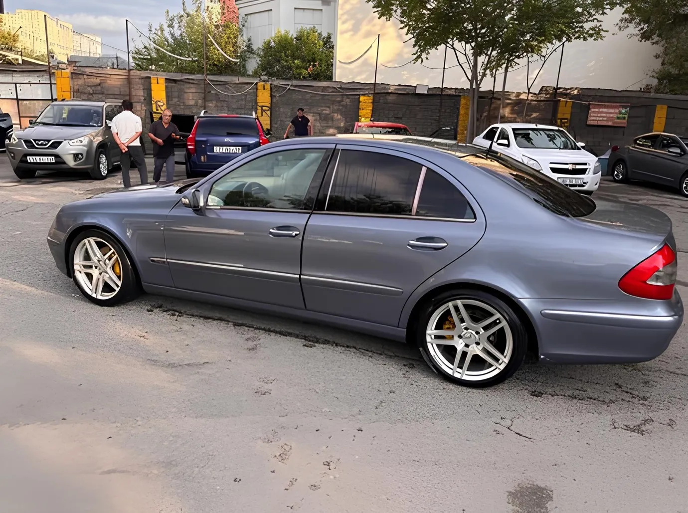 Mercedes E 320, 3.2 L, 2002 year, 296 000 km, Baku - Price: 11 500 ₼ - Tunel.az