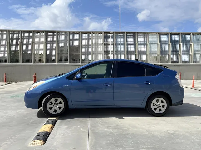 Toyota Prius, 1.5 L, 2007 წელი, 208 903 km, Baku - ფასი: 13 000 ₼ - Tunel.az