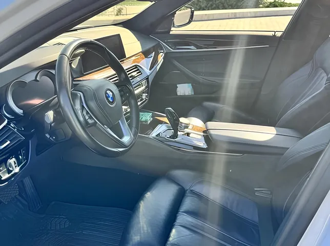 BMW 530, 2.0 L, 2018 i̇l, 81 500 km, Bakı - Qiymət: 41 000 ₼ - Tunel.az