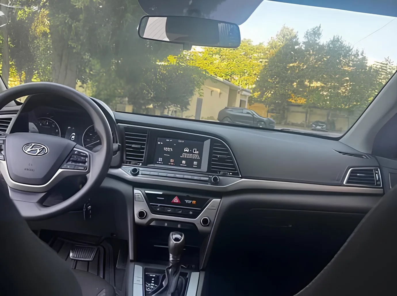 Hyundai Elantra, 2.0 L, 2017 год, 130 516 km, Баку - Цена: 21 500 ₼ - Tunel.az