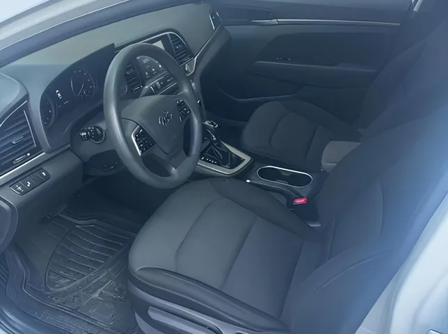Hyundai Elantra, 2.0 L, 2017 год, 130 516 km, Баку - Цена: 21 500 ₼ - Tunel.az