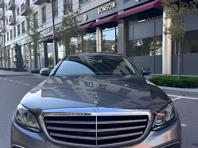 Mercedes E 300, 2.0 L, 2017 год, 122 000 km, Баку - Цена: 41 800 ₼ - Tunel.az
