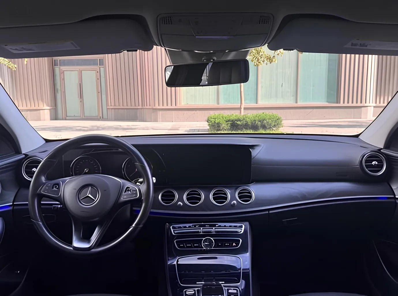 Mercedes E 300, 2.0 L, 2017 год, 122 000 km, Баку - Цена: 41 800 ₼ - Tunel.az