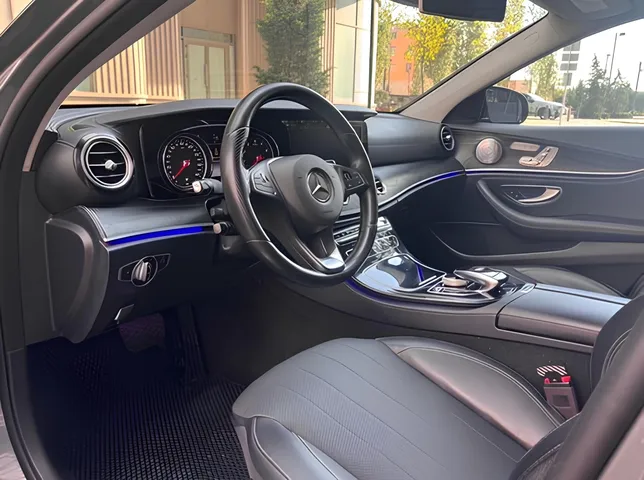 Mercedes E 300, 2.0 L, 2017 год, 122 000 km, Баку - Цена: 41 800 ₼ - Tunel.az