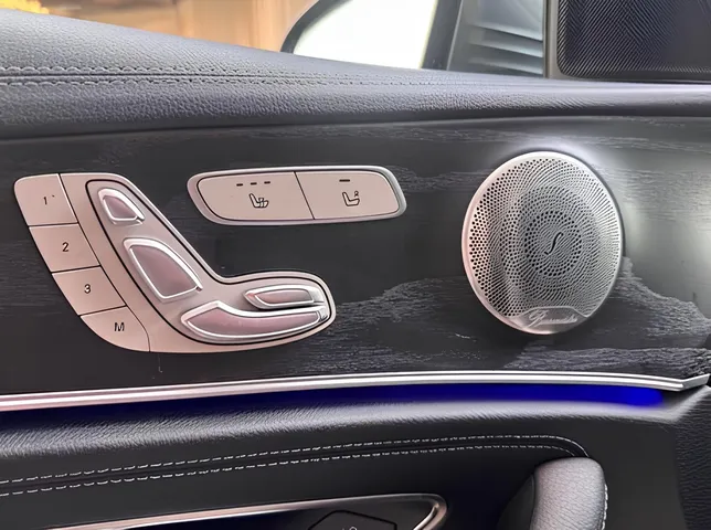 Mercedes E 300, 2.0 L, 2017 год, 122 000 km, Баку - Цена: 41 800 ₼ - Tunel.az