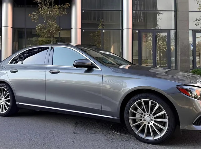 Mercedes E 300, 2.0 L, 2017 год, 122 000 km, Баку - Цена: 41 800 ₼ - Tunel.az