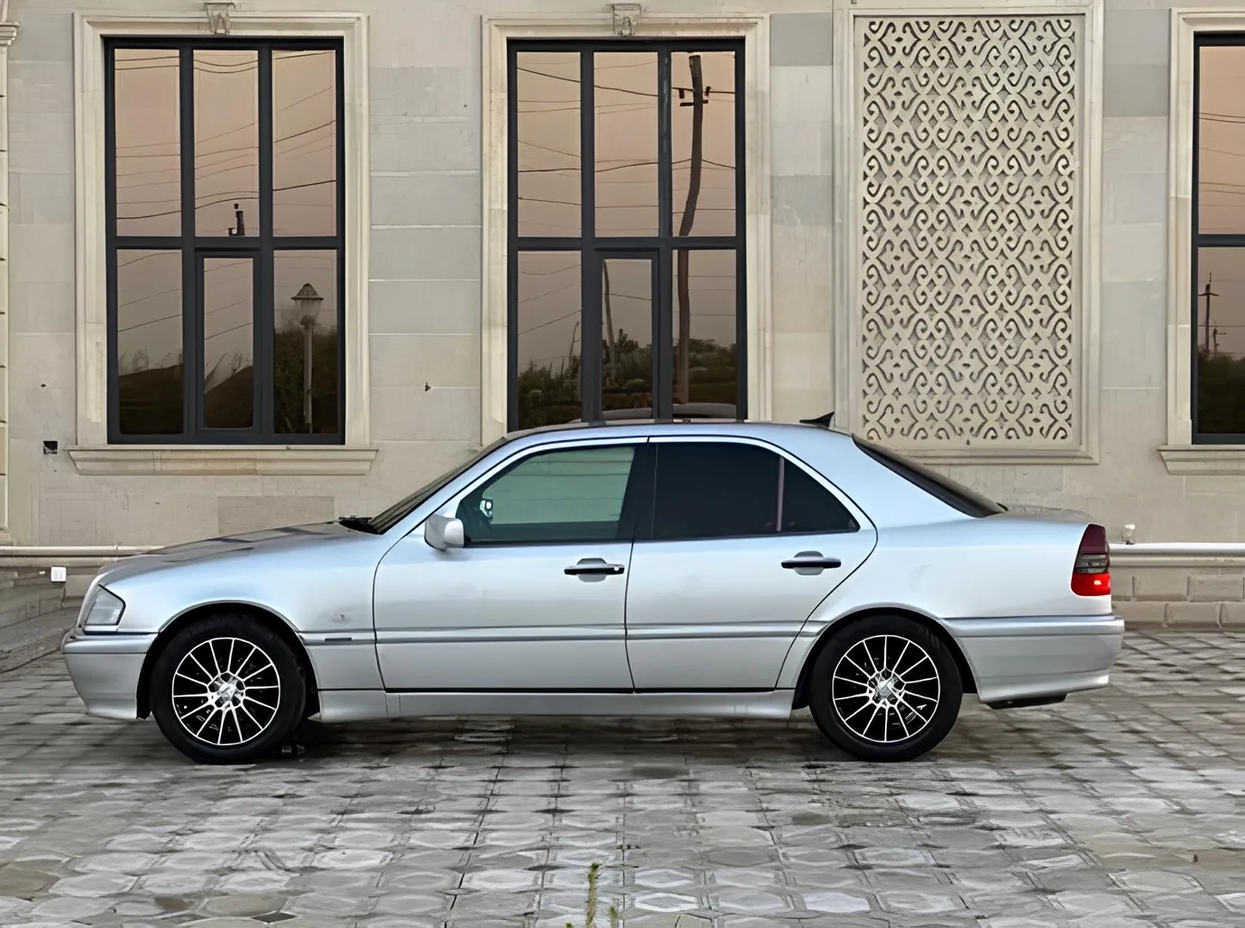 Mercedes C 180, 1.8 L, 2000 year, 371 000 km, Baku - Price: 12 800 ₼ - Tunel.az
