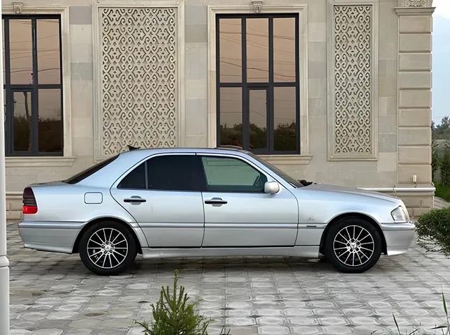 Mercedes C 180, 1.8 L, 2000 year, 371 000 km, Baku - Price: 12 800 ₼ - Tunel.az