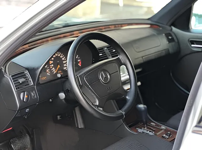 Mercedes C 180, 1.8 L, 2000 year, 371 000 km, Baku - Price: 12 800 ₼ - Tunel.az
