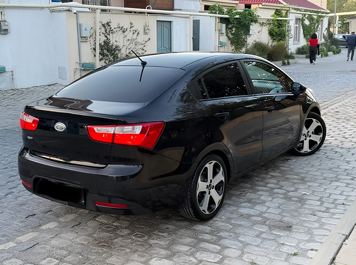 Kia Rio, 1.4 L, 2012 год, 260 332 km, Баку - Цена: 14 700 ₼ - Tunel.az