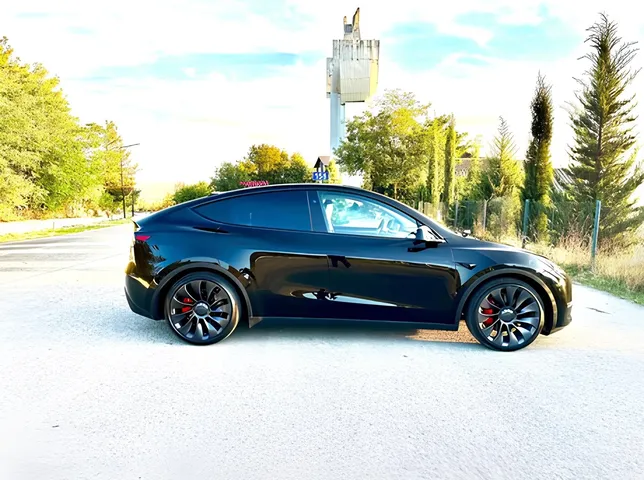 Tesla Model Y, 2.5 L, 2024 жазыңыз жыл, 58 000 km, Baku - Бағасы: 46 000 ₼ - Tunel.az