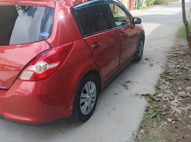 Nissan Tiida, 1.6 L, 2011 i̇l, 90 000 km, Bakı - Qiymət: 14 000 ₼ - Tunel.az