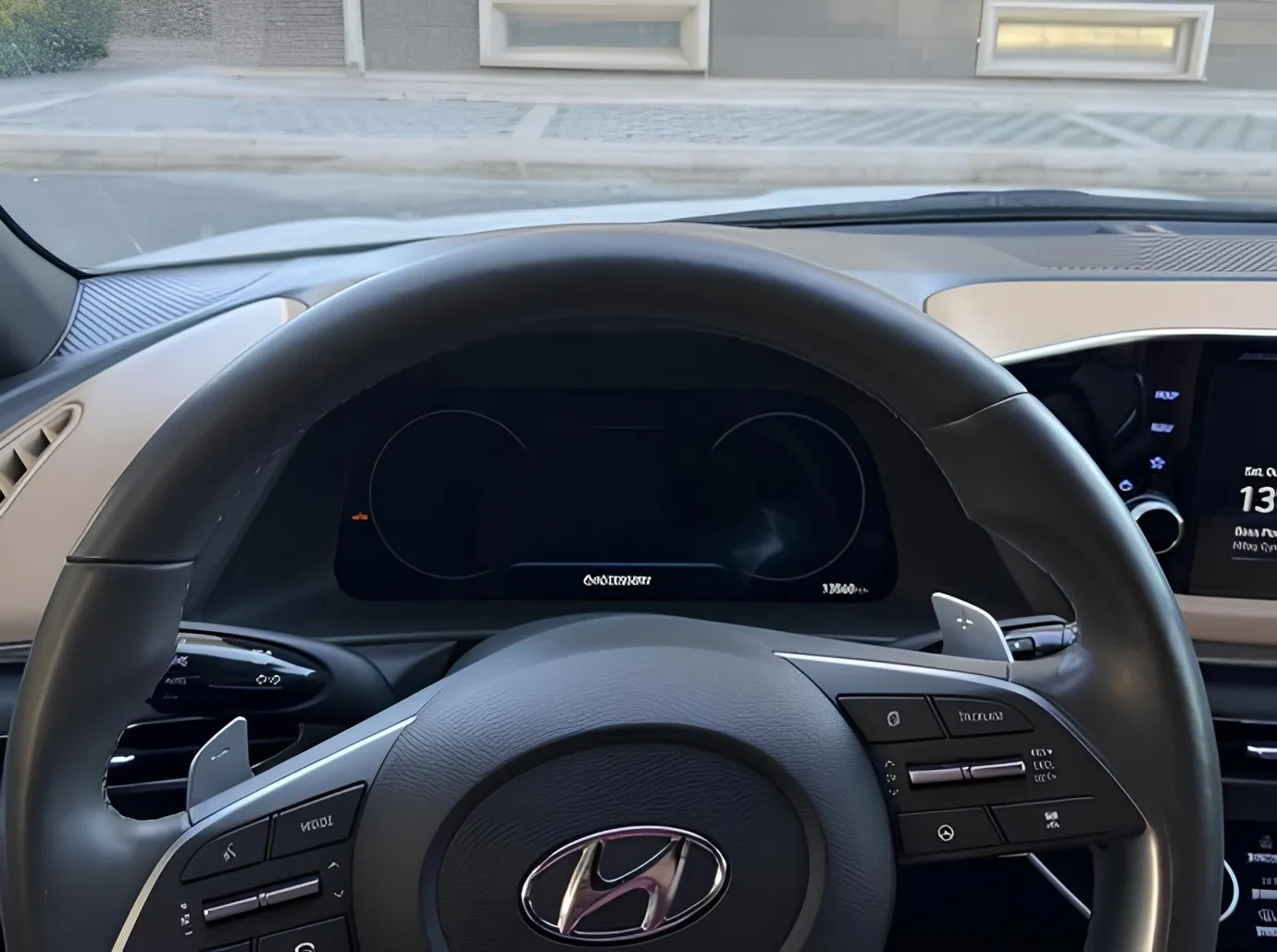 Hyundai Sonata, 1.6 L, 2023 год, 13 500 km, Баку - Цена: 44 900 ₼ - Tunel.az