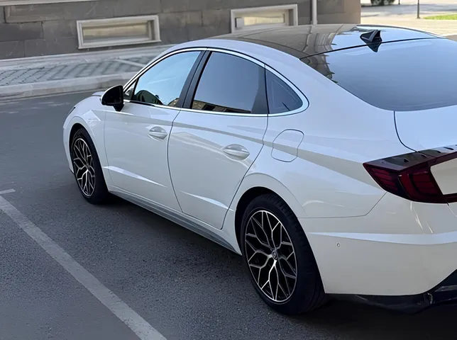 Hyundai Sonata, 1.6 L, 2023 год, 13 500 km, Баку - Цена: 44 900 ₼ - Tunel.az