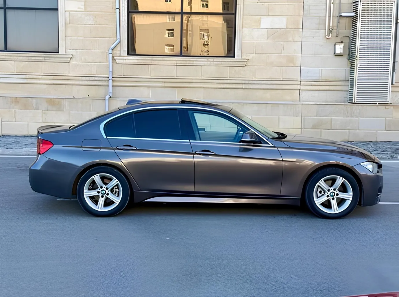 BMW 328, 2.0 L, 2012 год, 223 000 km, Баку - Цена: 18 800 ₼ - Tunel.az