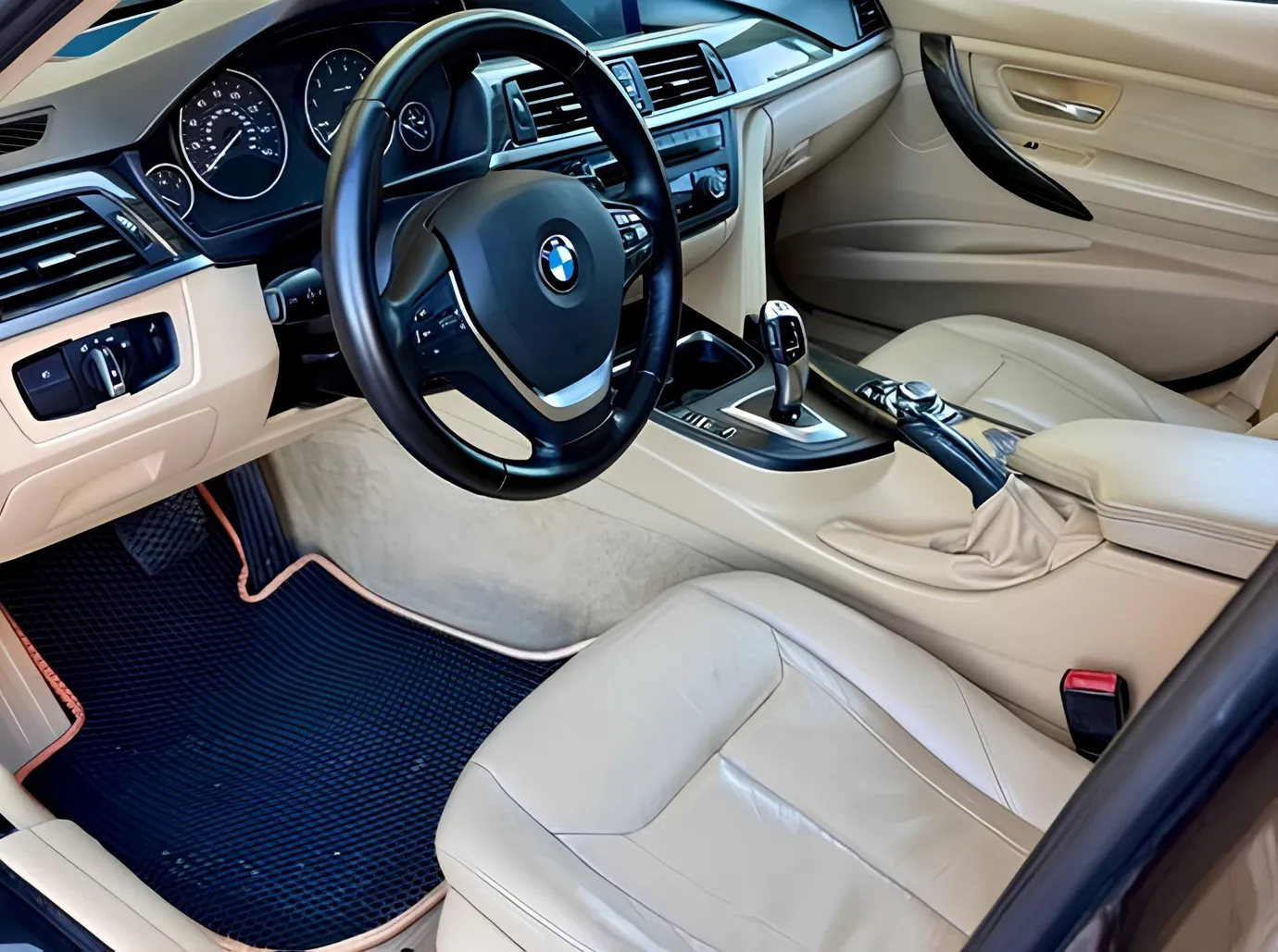 BMW 328, 2.0 L, 2012 год, 223 000 km, Баку - Цена: 18 800 ₼ - Tunel.az