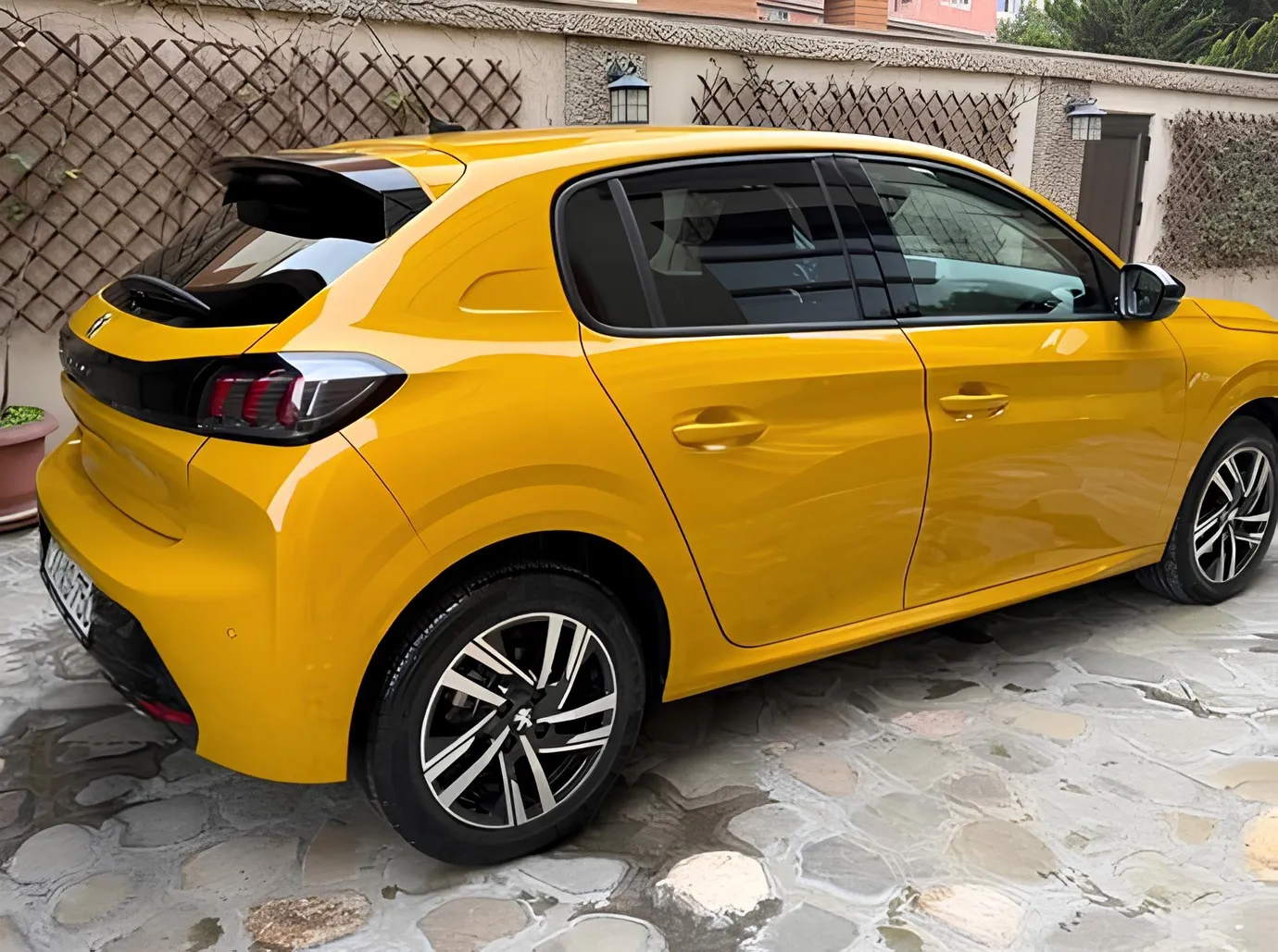 Peugeot 208, 1.2 L, 2022 year, 7 200 km, Baku - Price: 22 000 ₼ - Tunel.az