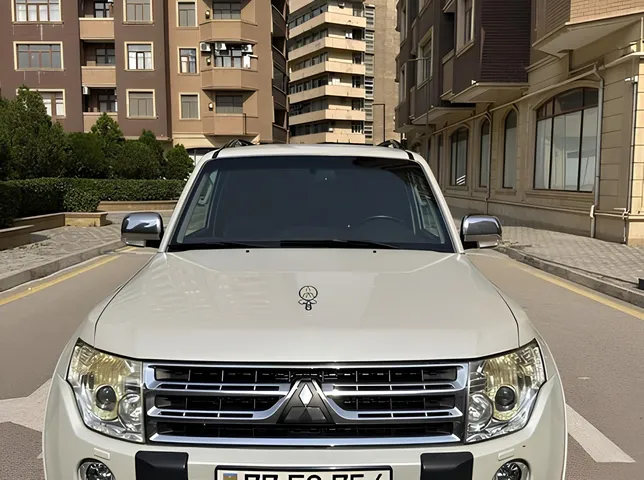 Mitsubishi Pajero, 3.5 L, 2011 i̇l, 230 000 km, Bakı - Qiymət: 27 030 ₼ - Tunel.az