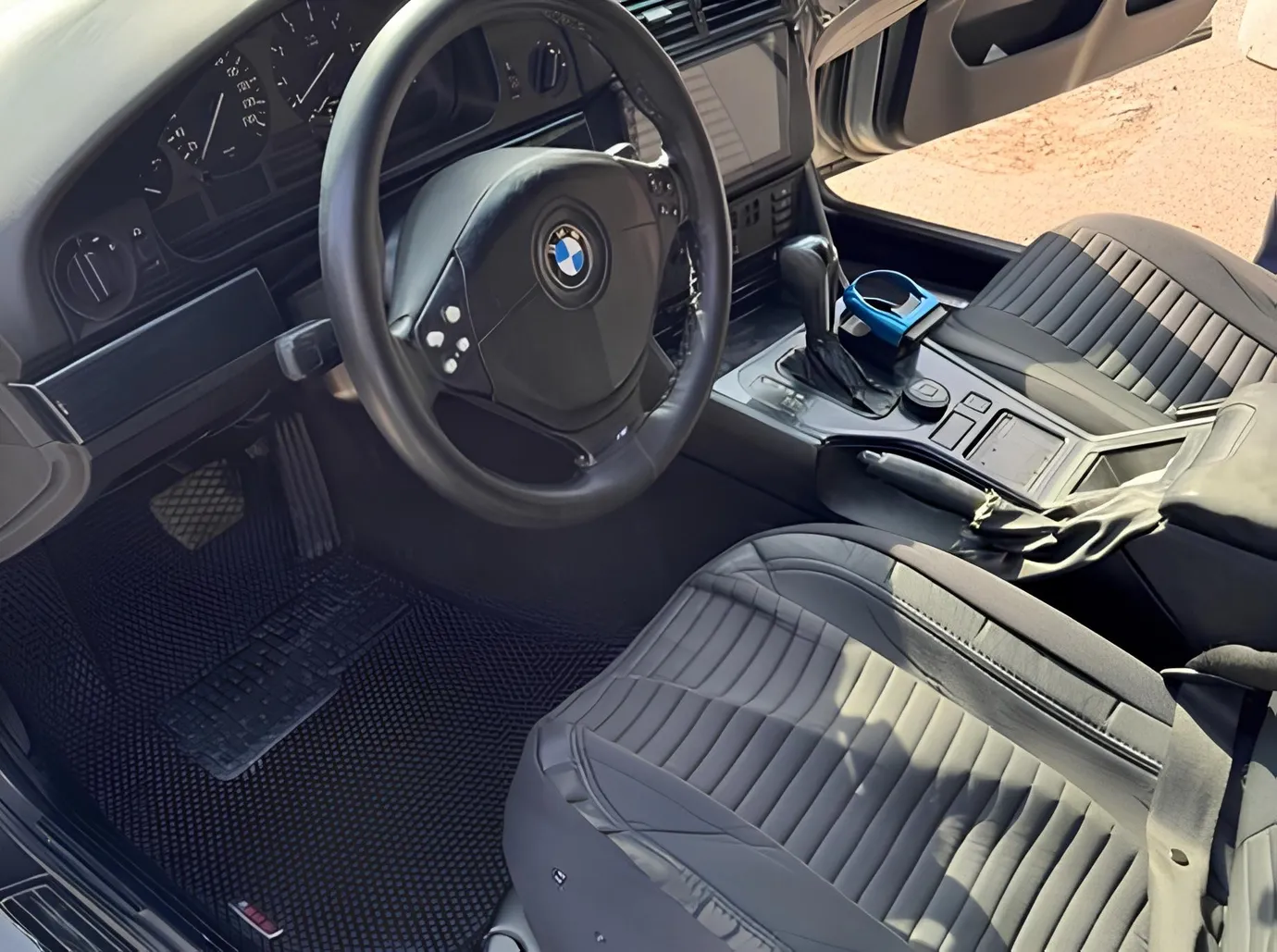 BMW 523, 2.5 L, 1997 i̇l, 454 525 km, Bakı - Qiymət: 7 200 ₼ - Tunel.az