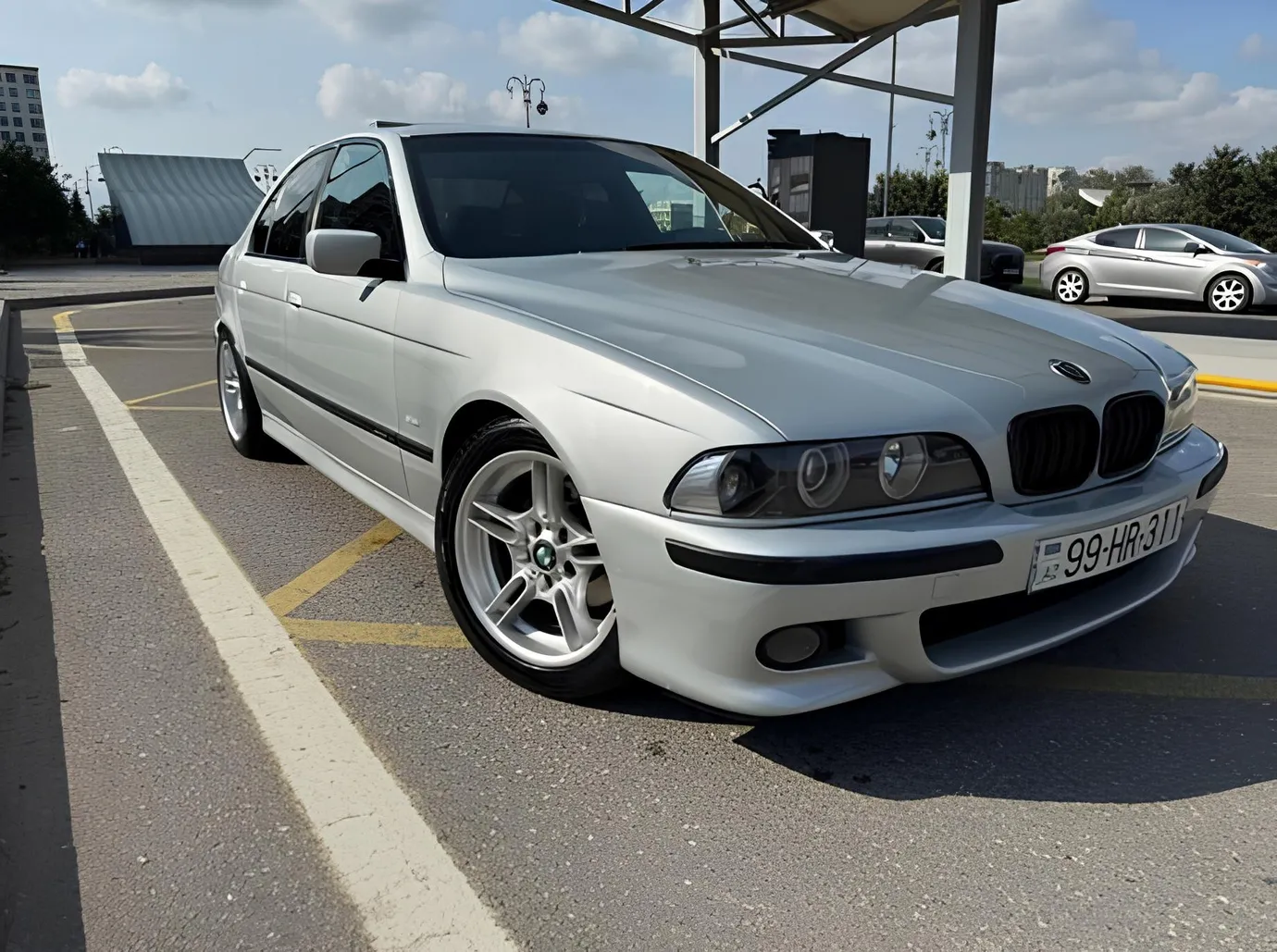 BMW 523, 2.5 L, 1997 i̇l, 454 525 km, Bakı - Qiymət: 7 200 ₼ - Tunel.az