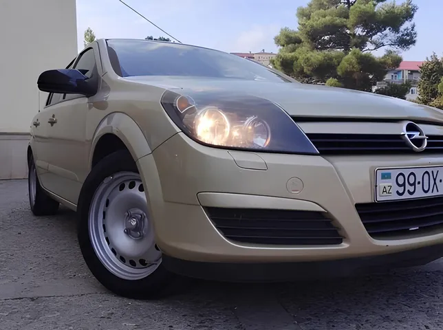 Opel Astra, 1.4 L, 2004 год, 240 000 km, Сумгаит - Цена: 9 600 ₼ - Tunel.az