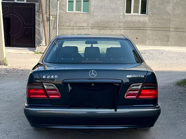 Mercedes E 240, 2.4 L, 1999 año, 337 000 km, Ganja - Precio: 13 800 ₼ - Tunel.az