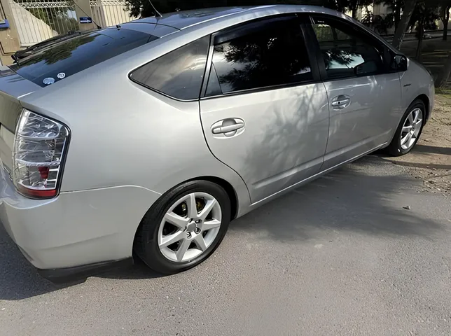 Toyota Prius, 1.5 L, 2007 год, 321 000 km, Баку - Цена: 12 300 ₼ - Tunel.az