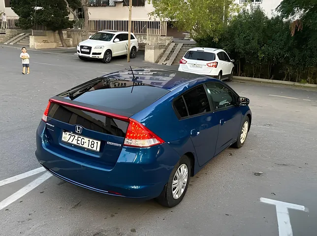 Honda Insight, 1.3 L, 2011 i̇l, 350 000 km, Bakı - Qiymət: 8 900 ₼ - Tunel.az
