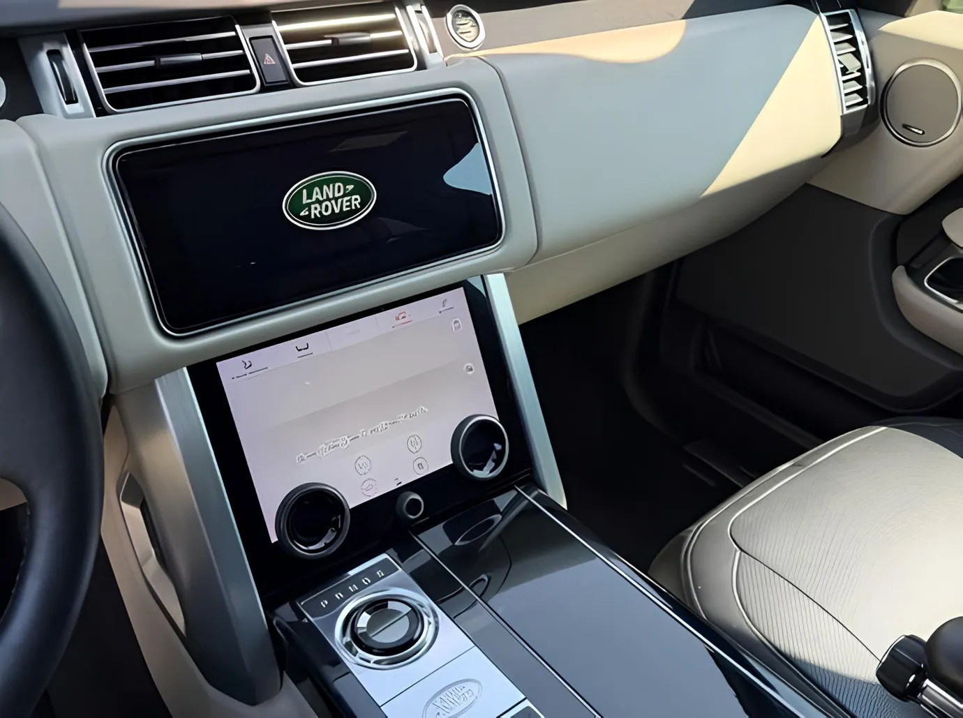Land Rover Range Rover, 3.0 L, 2018 year, 108 000 km, Baku - Price: 73 100 ₼ - Tunel.az