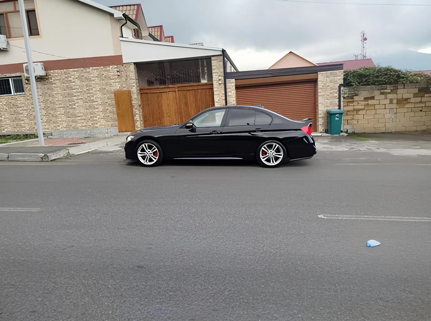 BMW 328, 2.0 L, 2013 год, 175 585 km, Шеки - Цена: 22 500 ₼ - Tunel.az