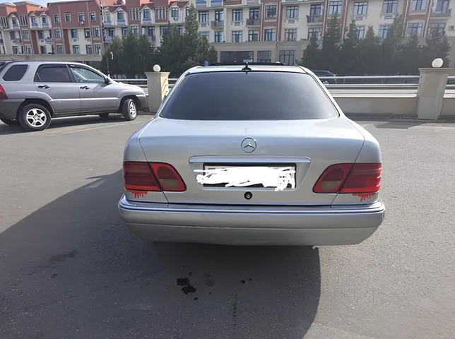 Mercedes E 230, 2.3 L, 1997 i̇l, 500 000 km, Quba - Qiymət: 8 800 ₼ - Tunel.az