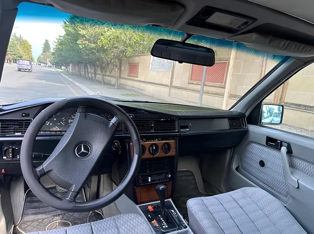 Mercedes 190, 2.0 L, 1991 year, 300 000 km, Ujar - Price: 4 800 ₼ - Tunel.az