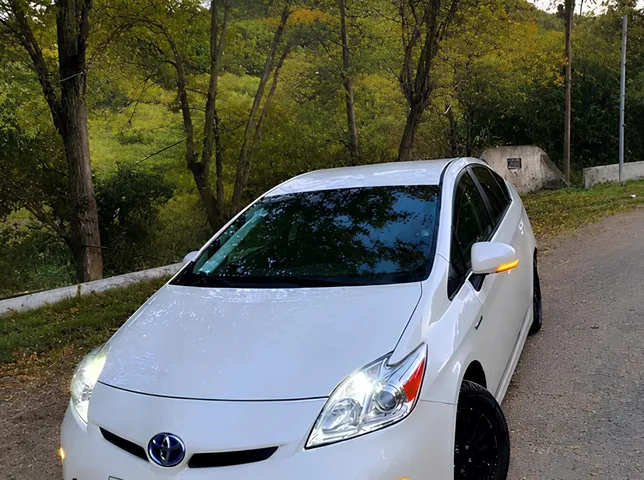 Toyota Prius, 1.8 L, 2012 წელი, 317 041 km, Ganja - ფასი: 17 500 ₼ - Tunel.az
