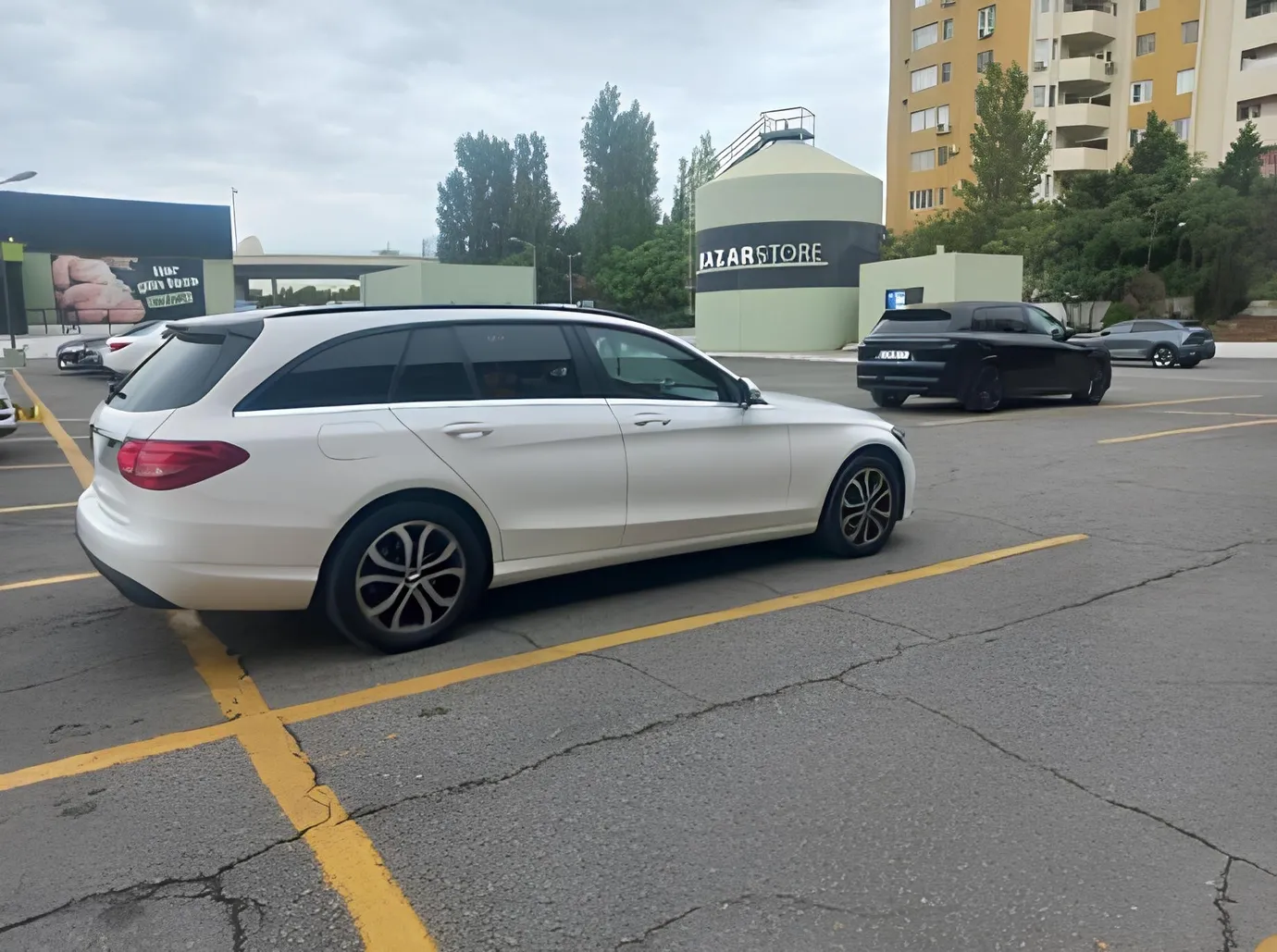 Mercedes C 200 d, 1.6 L, 2015 year, 204 000 km, Baku - Price: 22 000 ₼ - Tunel.az