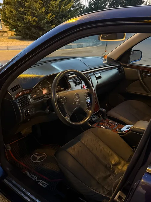 Mercedes E 220, 2.2 L, 2000 i̇l, 500 km, Ağdaş - Qiymət: 13 500 ₼ - Tunel.az