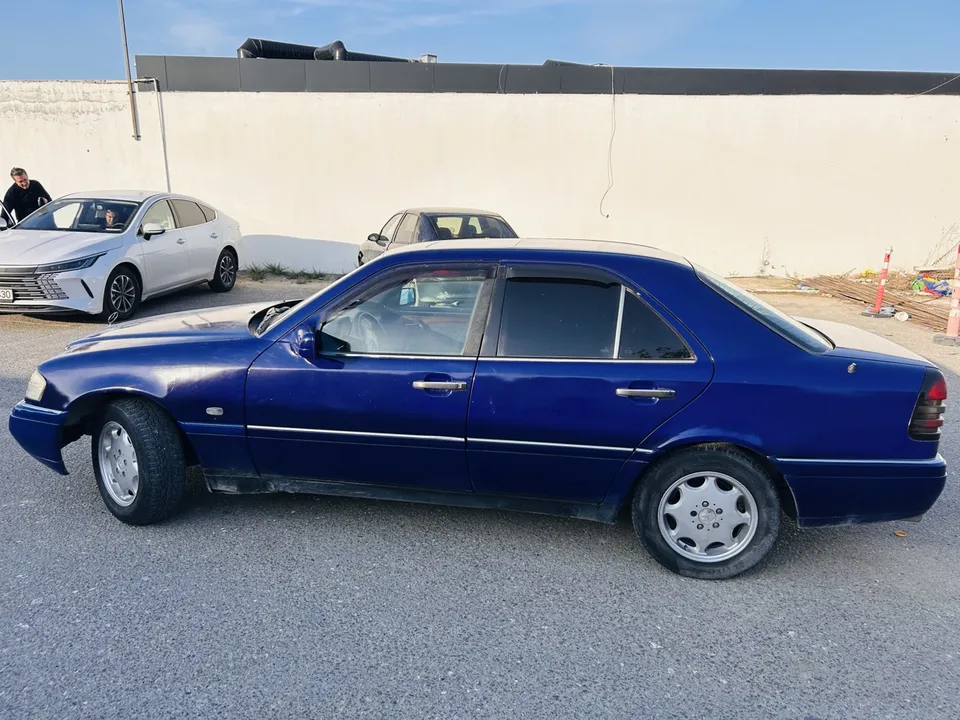 Mercedes C 200, 0.2 L, 1994 year, 254 000 km, Baku - Price: 5 700 ₼ - Tunel.az