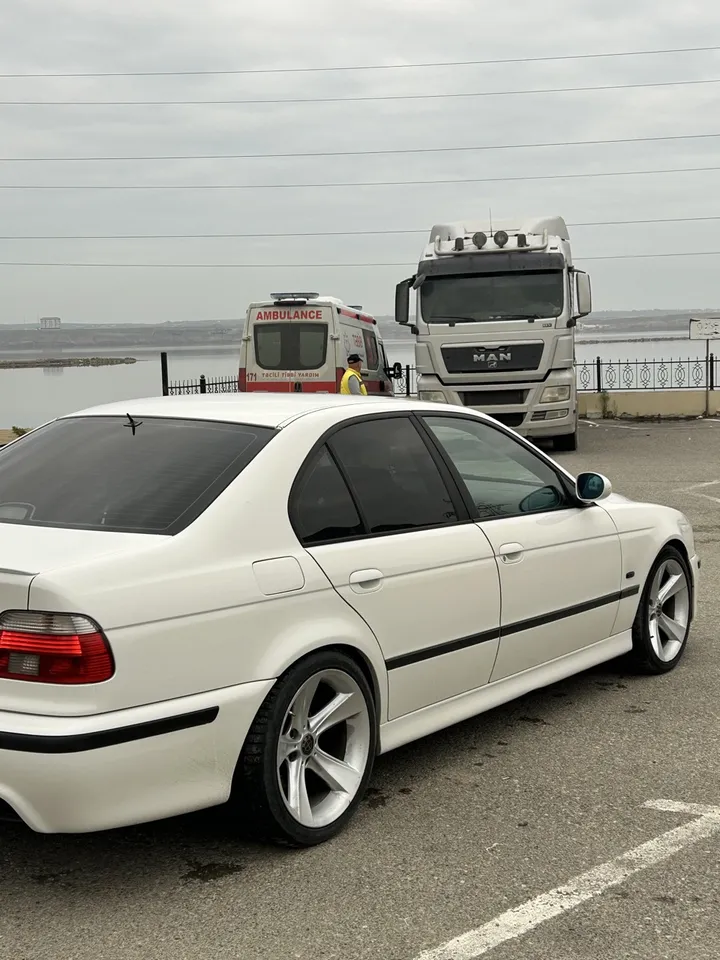 BMW 525, 3.0 L, 2001 year, 387 339 km, Baku - Price: 11 500 ₼ - Tunel.az