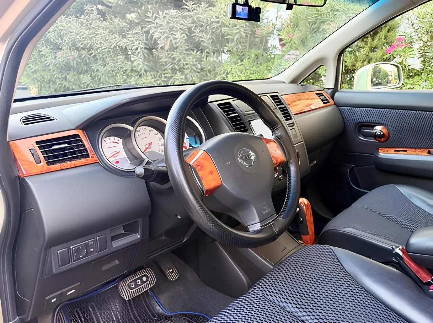 Nissan Tiida, 1.6 L, 2008 год, 169 000 km, Баку - Цена: 13 900 ₼ - Tunel.az