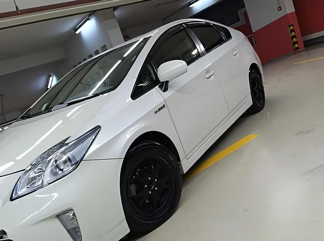 Toyota Prius, 1.8 L, 2014 წელი, 349 000 km, Baku - ფასი: 17 200 ₼ - Tunel.az