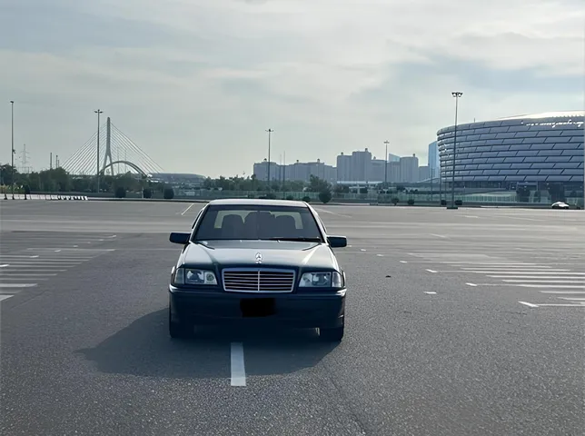 Mercedes C 200, 2.0 L, 1997 year, 330 000 km, Baku - Price: 9 700 ₼ - Tunel.az