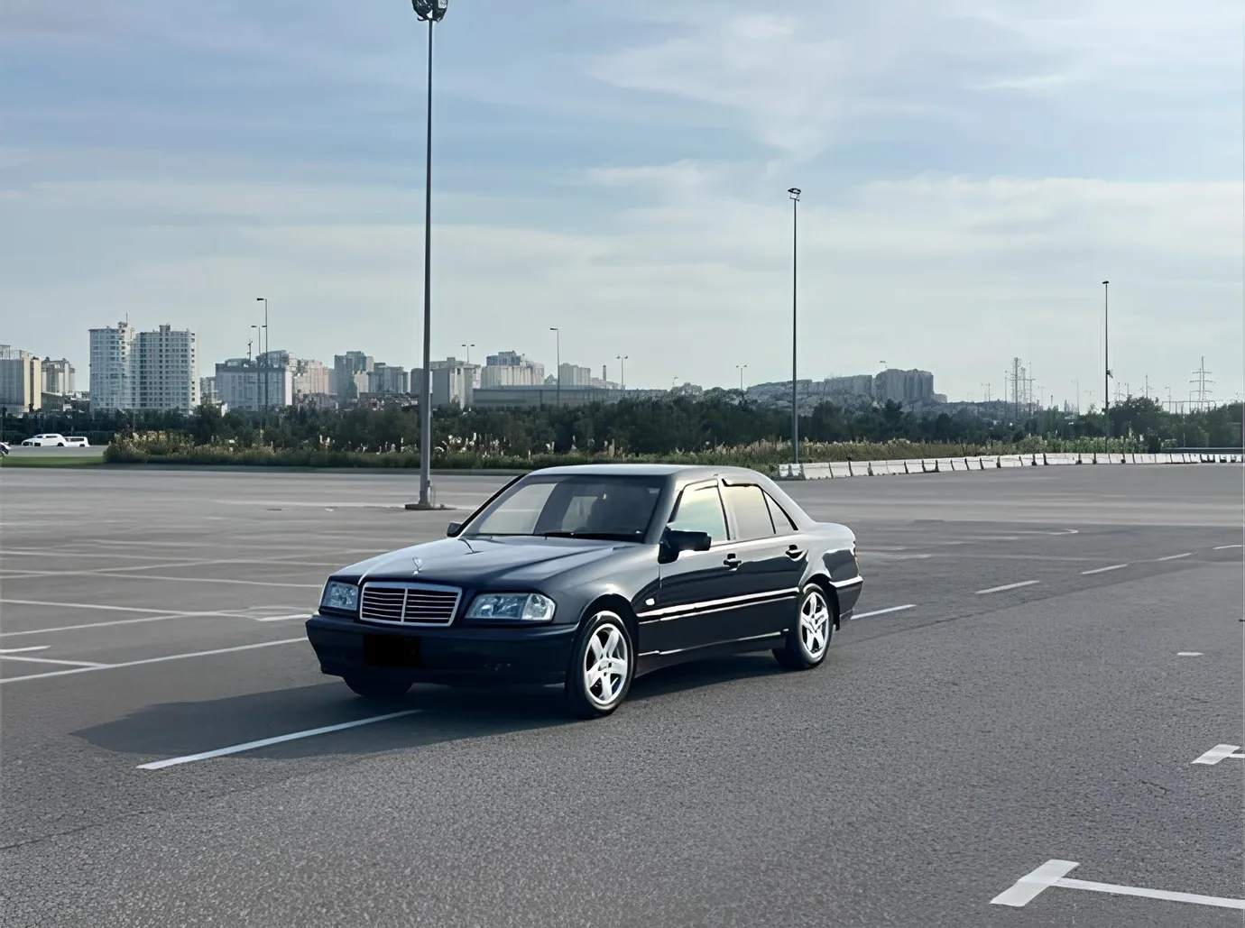 Mercedes C 200, 2.0 L, 1997 year, 330 000 km, Baku - Price: 9 700 ₼ - Tunel.az