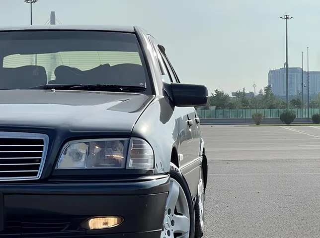 Mercedes C 200, 2.0 L, 1997 year, 330 000 km, Baku - Price: 9 700 ₼ - Tunel.az